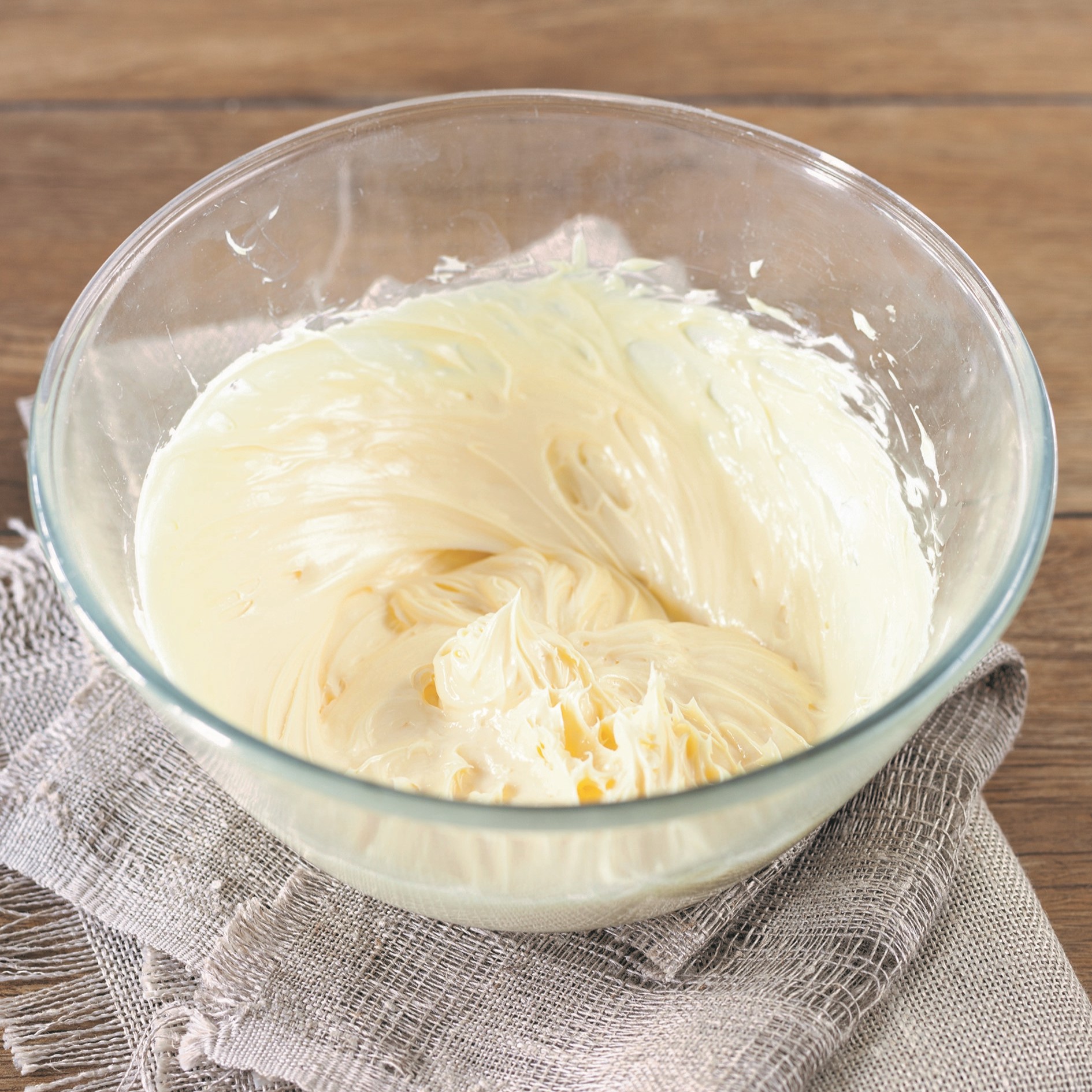 White Icing Mix 4 White Icing Mix - Image 2